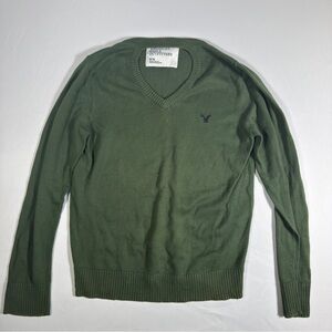 American Eagle Outfitters Men's Olive V-Neck Sweater